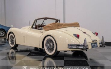 Jaguar-XK-Cabriolet-1956-8