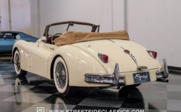 Jaguar-XK-Cabriolet-1956-9