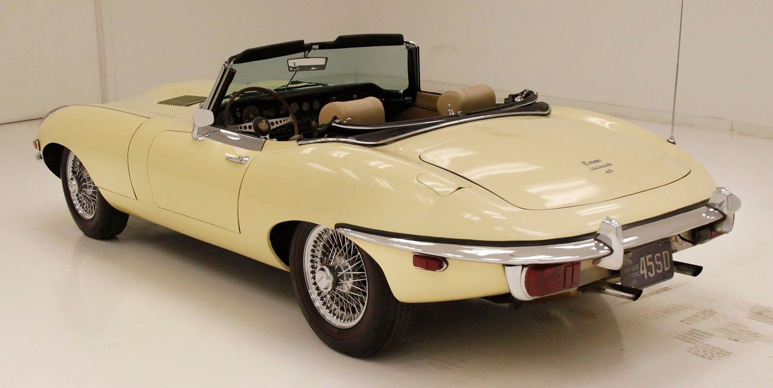 Jaguar-XK-Cabriolet-1969-4