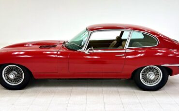 Jaguar-XK-Coupe-1969-1