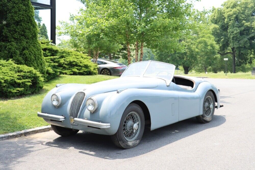 Jaguar-XK120-Roadster-1953-1