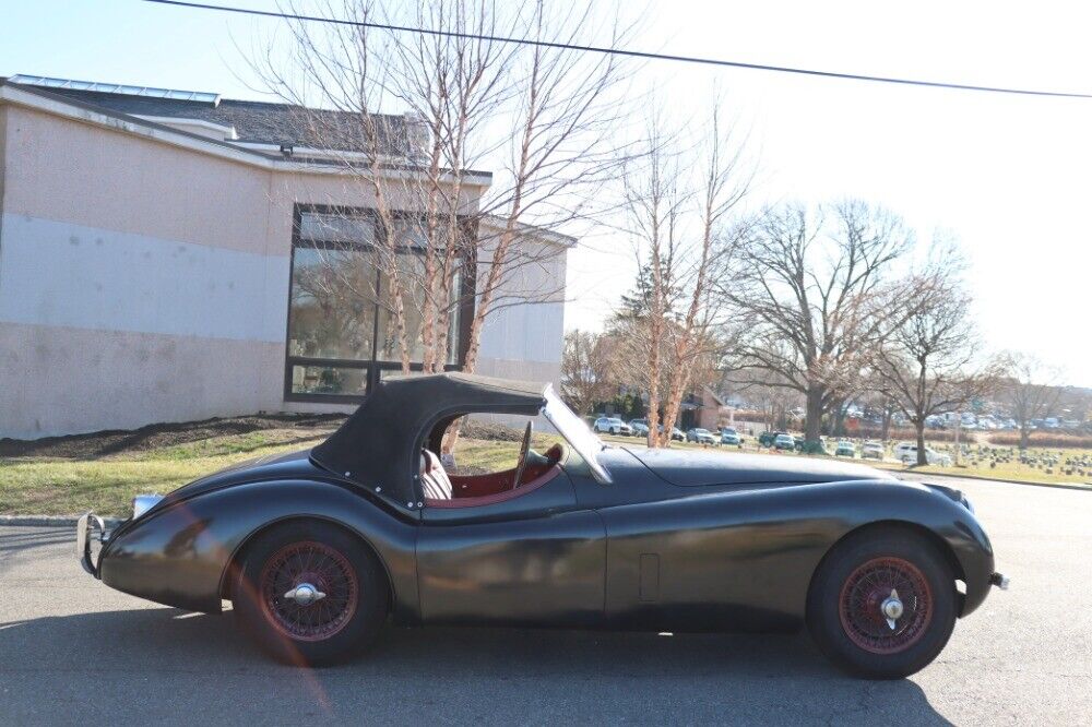 Jaguar-XK120-Roadster-1953-2