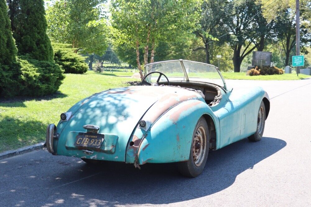 Jaguar-XK120-Roadster-1953-2