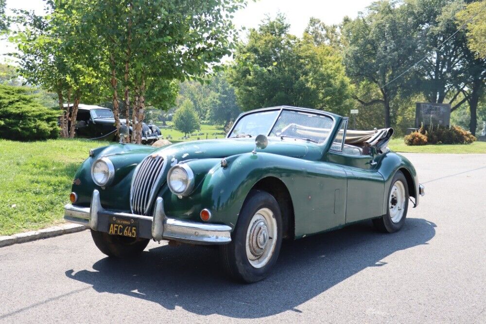 Jaguar-XK140-DHC-1956-1