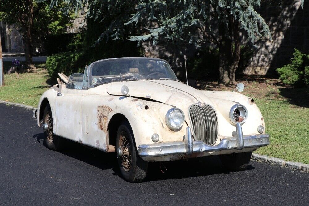 Jaguar-XK150-DHC-1960-2