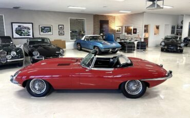 Jaguar-XKE-E-Type-Cabriolet-1962-13