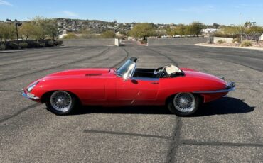 Jaguar-XKE-E-Type-Cabriolet-1962-4