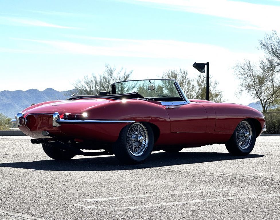 Jaguar-XKE-E-Type-Cabriolet-1962-7