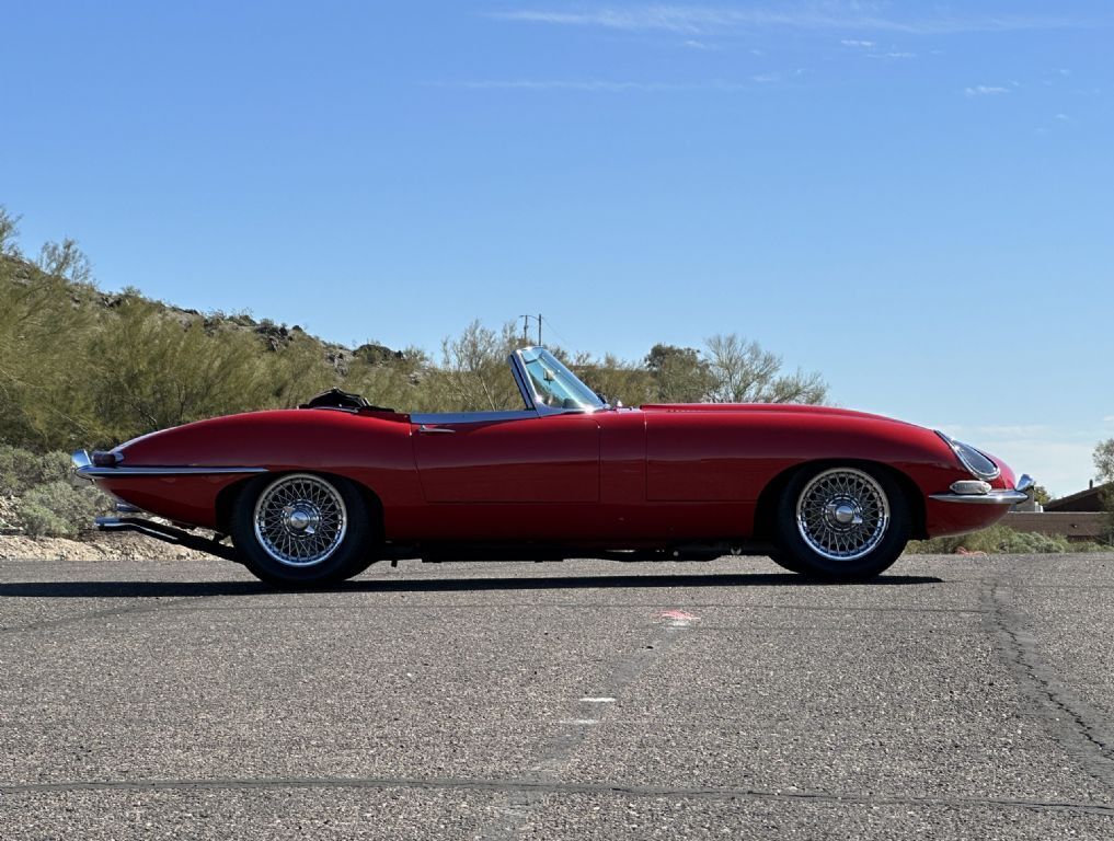 Jaguar-XKE-E-Type-Cabriolet-1962-8