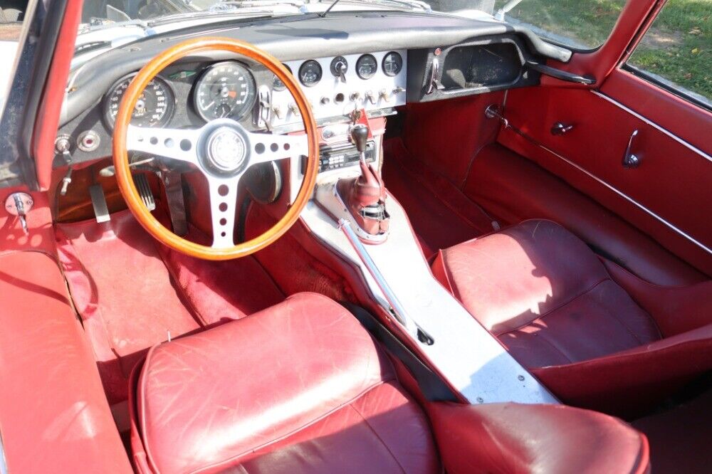 Jaguar-XKE-Series-I-3.8-Roadster-1963-6