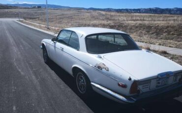 Jaguar-Xj12c-1975-5