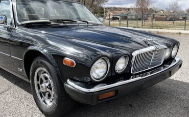 Jaguar-Xj6-1985-11