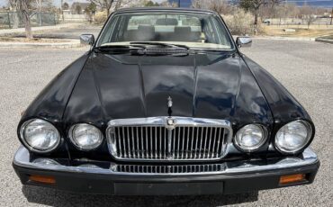 Jaguar-Xj6-1985-5