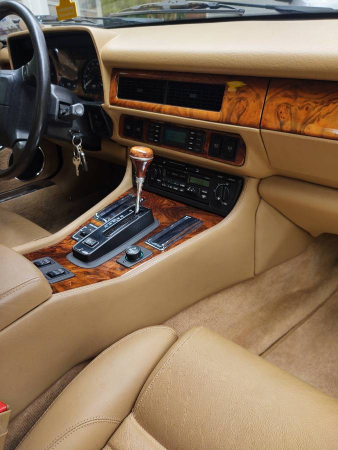 Jaguar-Xjs-1994-1