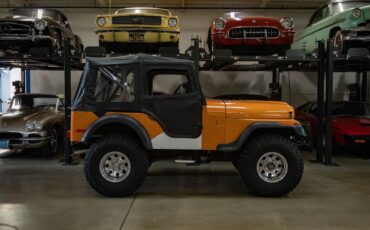 Jeep-CJ-1973-2