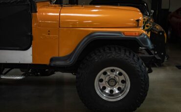 Jeep-CJ-1973-3