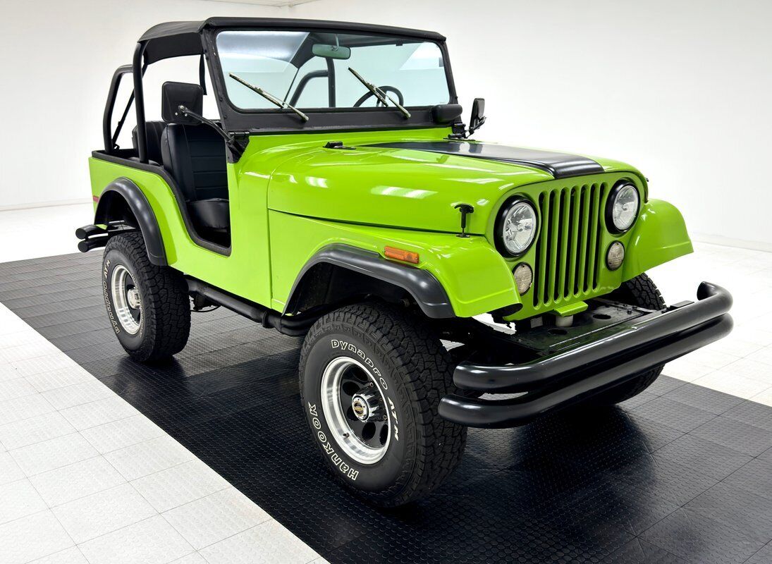 Jeep-CJ-1973-6