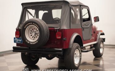 Jeep-CJ-1978-14