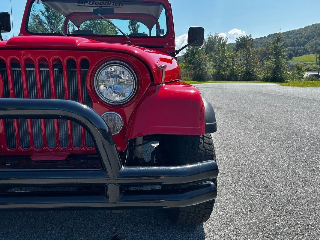 Jeep-CJ-1978-9