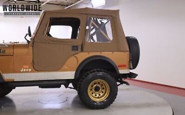 Jeep-CJ-1978-9