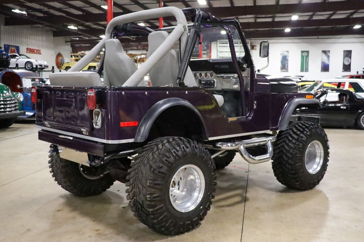 Jeep-CJ-1979-7