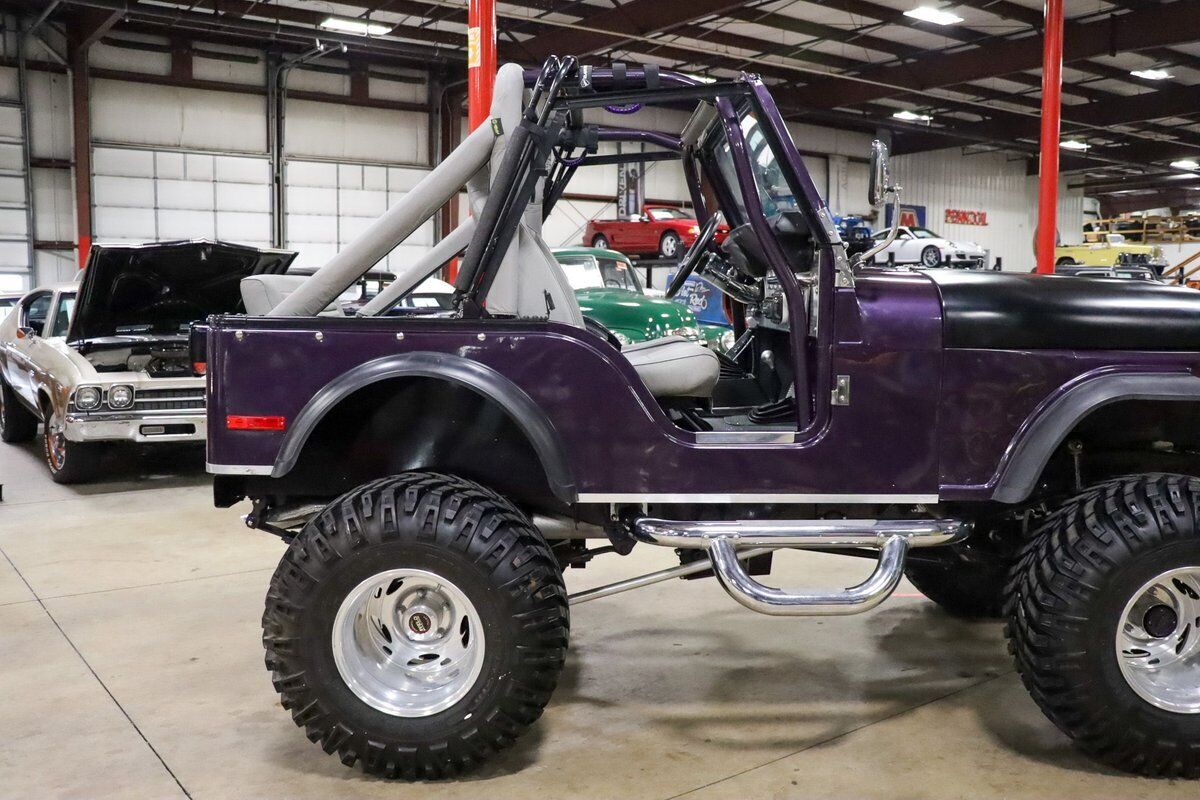 Jeep-CJ-1979-8