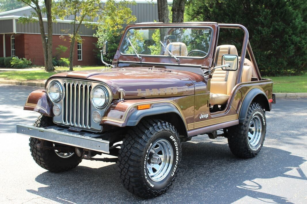 Jeep-CJ-1980-2