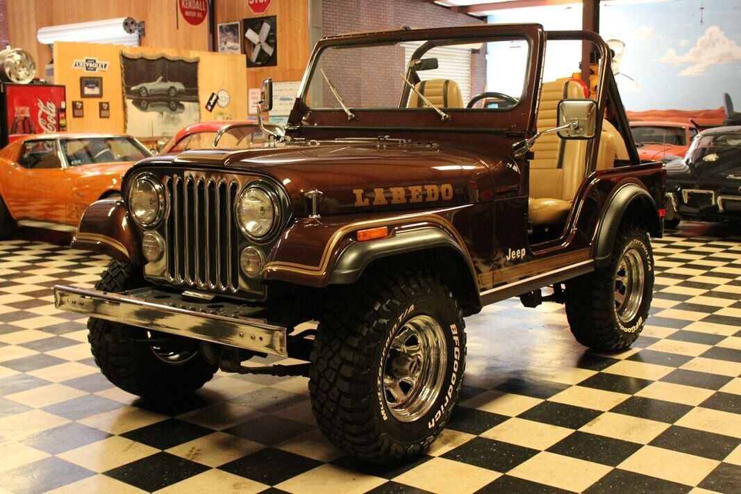 Jeep-CJ-1980-9