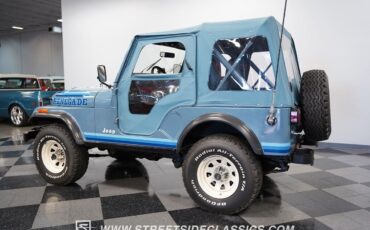 Jeep-CJ-1981-8