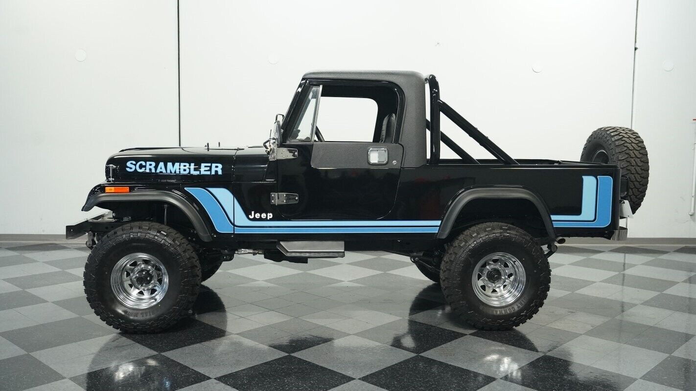 Jeep-CJ-1982-2