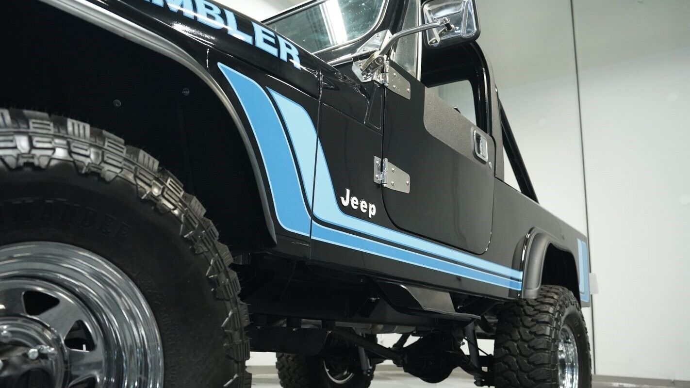 Jeep-CJ-1982-20