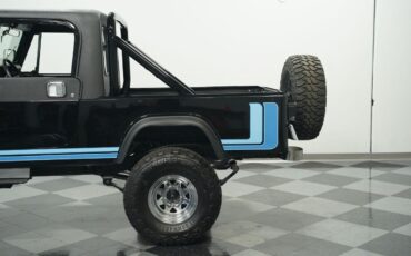 Jeep-CJ-1982-22