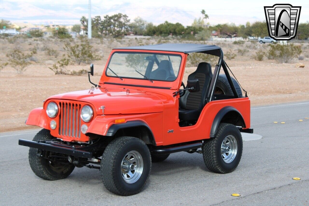 Jeep-CJ-1982-5