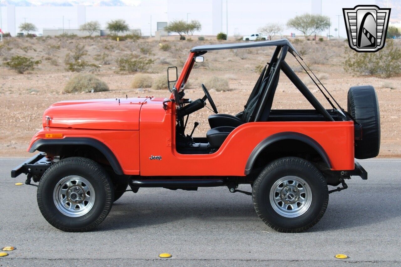 Jeep-CJ-1982-6