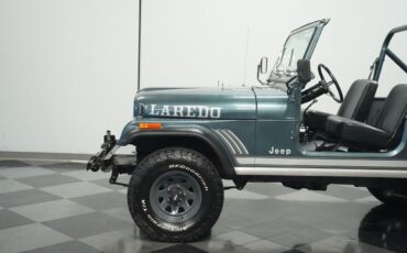 Jeep-CJ-1983-21