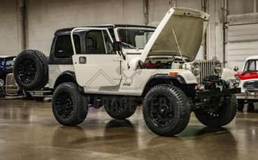 Jeep-CJ-1984-2