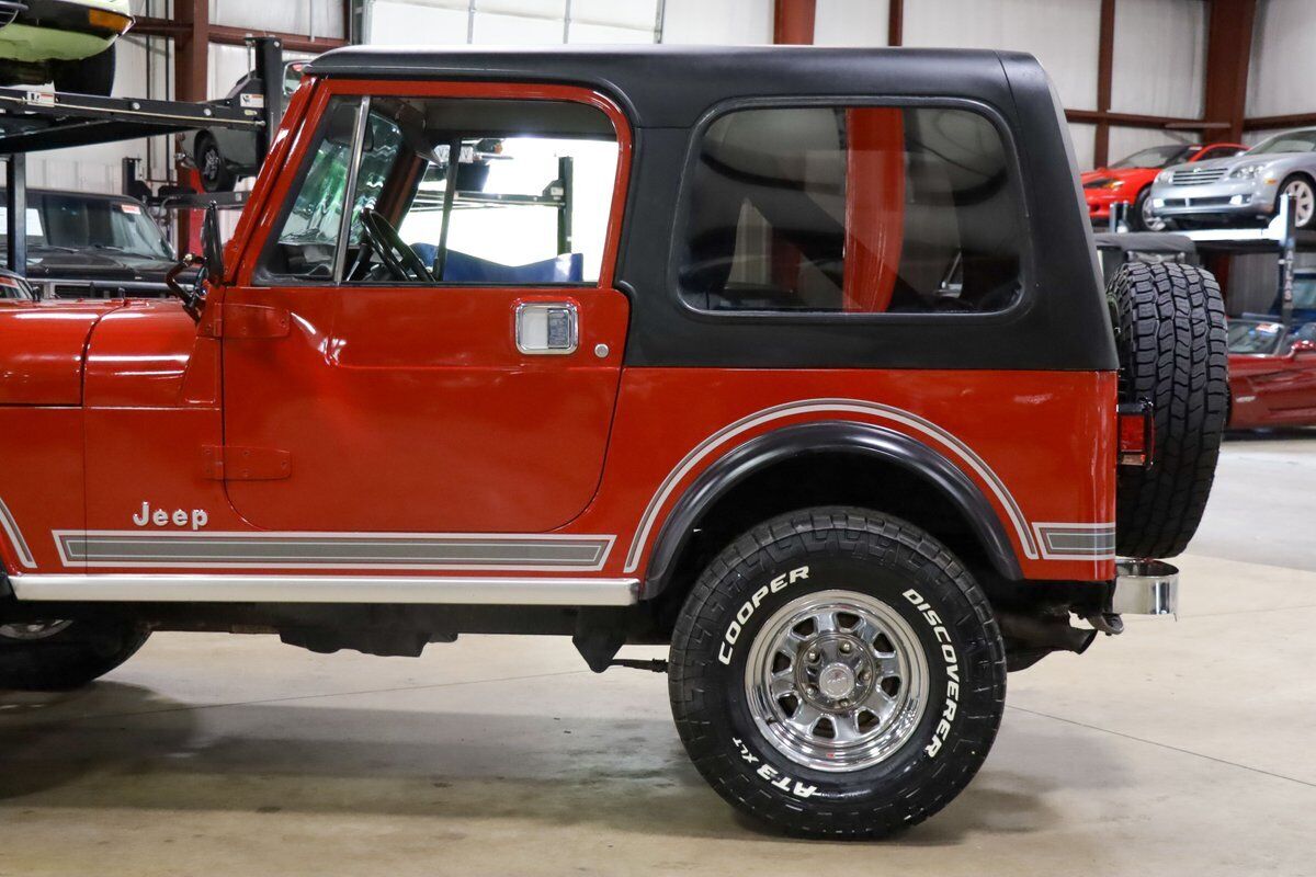 Jeep-CJ-1984-4