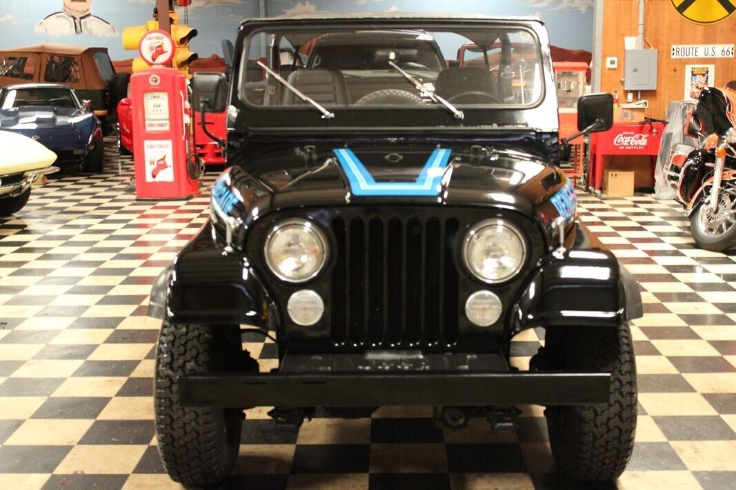 Jeep-CJ-SUV-1985-12