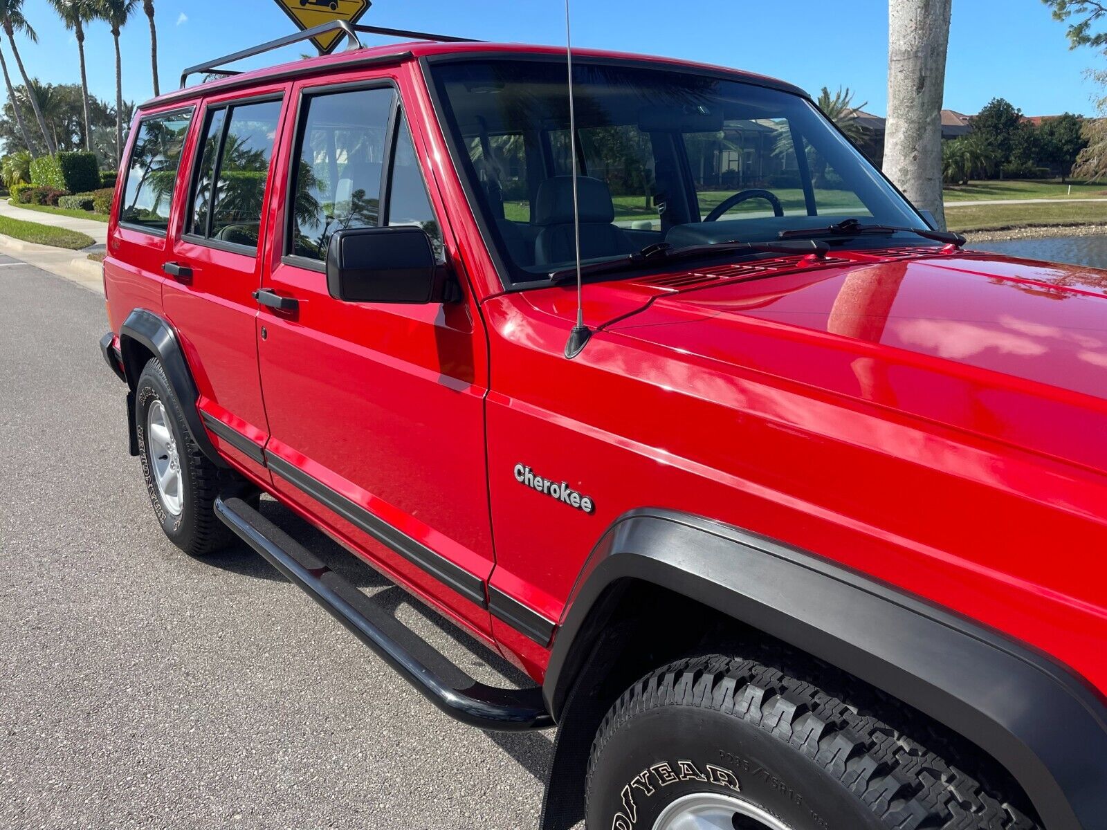 Jeep-Cherokee-SUV-1993-10