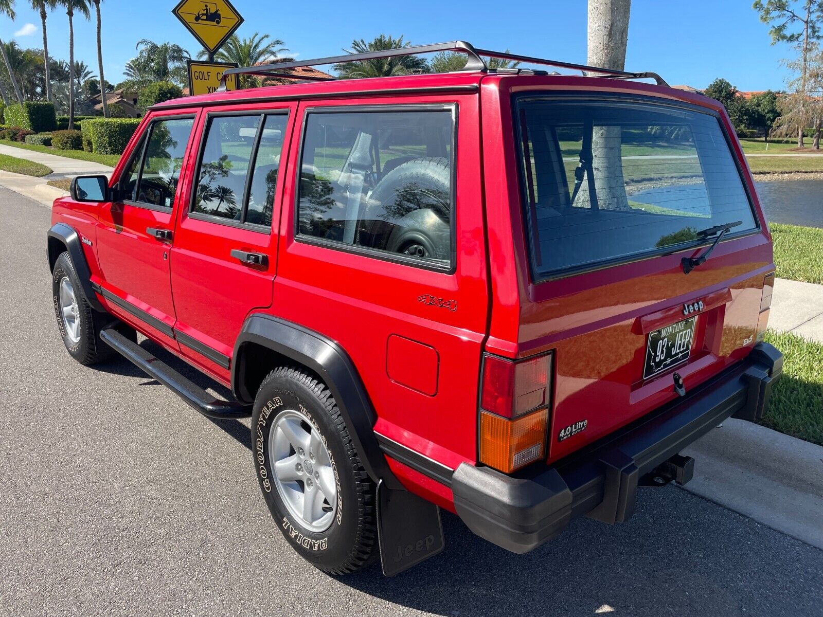 Jeep-Cherokee-SUV-1993-5