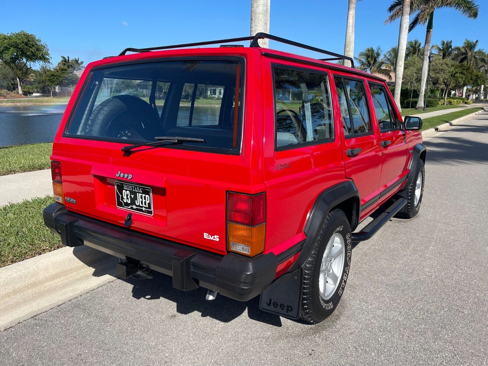 Jeep-Cherokee-SUV-1993-8