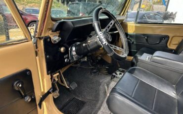 Jeep-Cj-7-1976-23