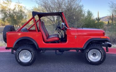 Jeep-Cj-7-open-body-with-extra-duty-suspension-1981-2