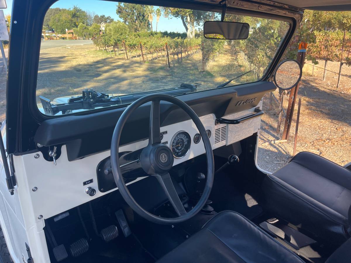 Jeep-Cj5-1976-7