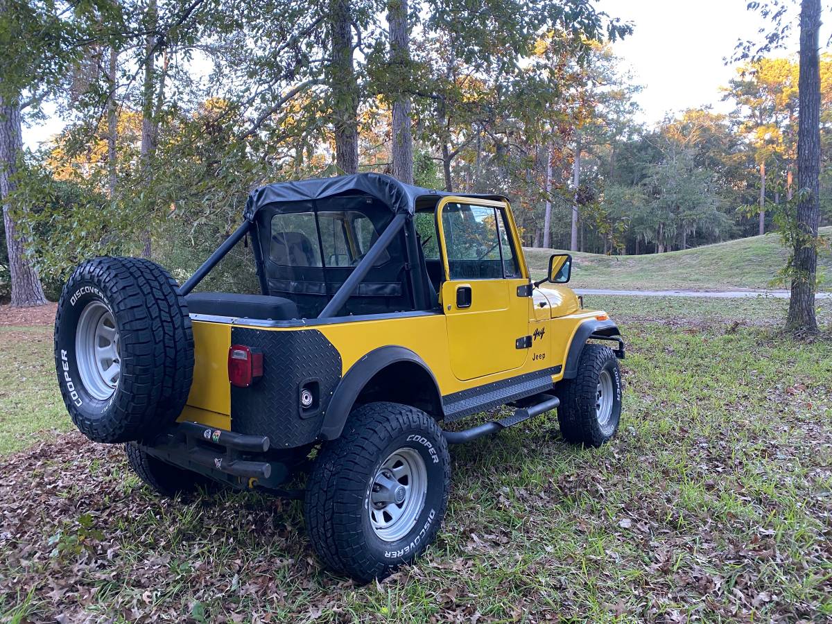 Jeep-Cj7-4x4-1985-12