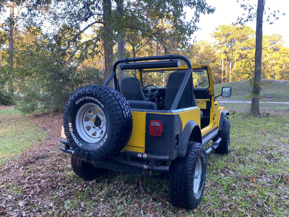 Jeep-Cj7-4x4-1985-2