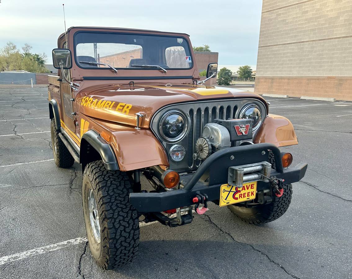 Jeep-Cj8-scrambler-1981-2