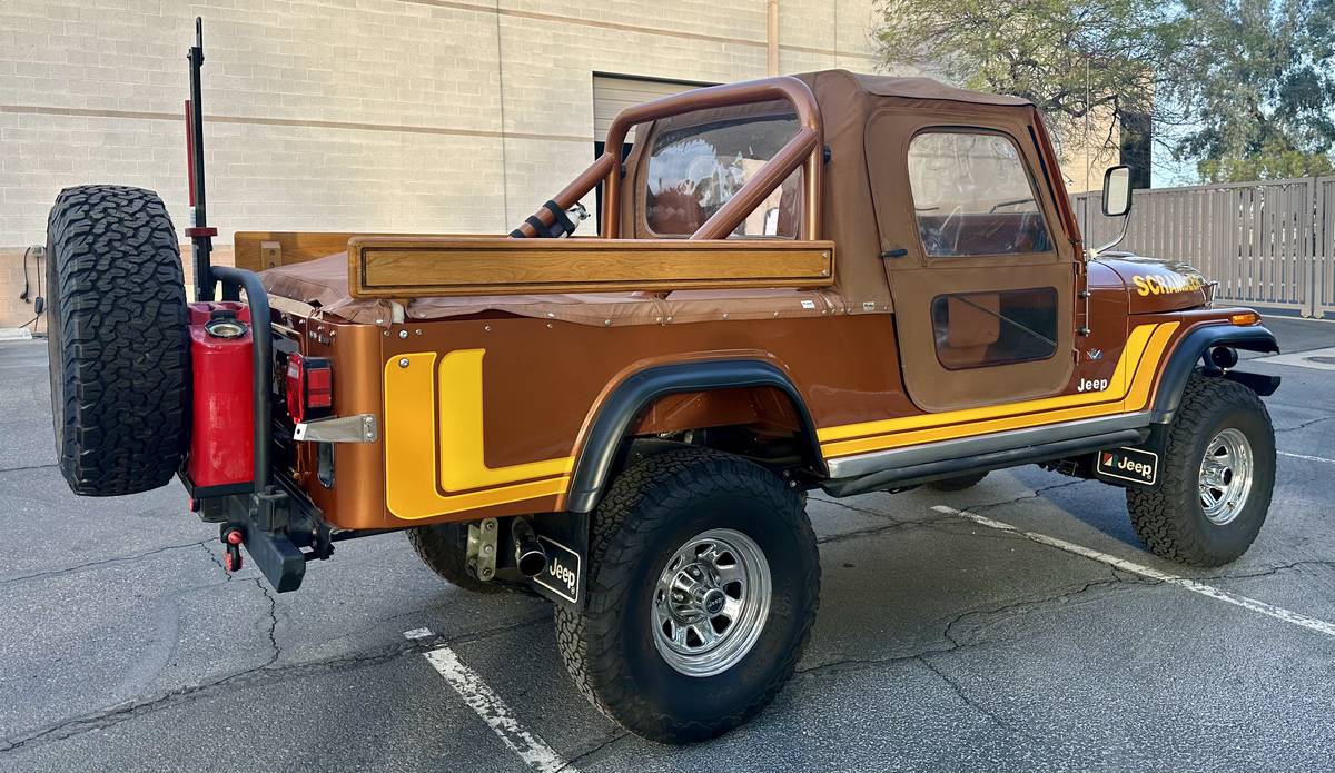 Jeep-Cj8-scrambler-1981-4