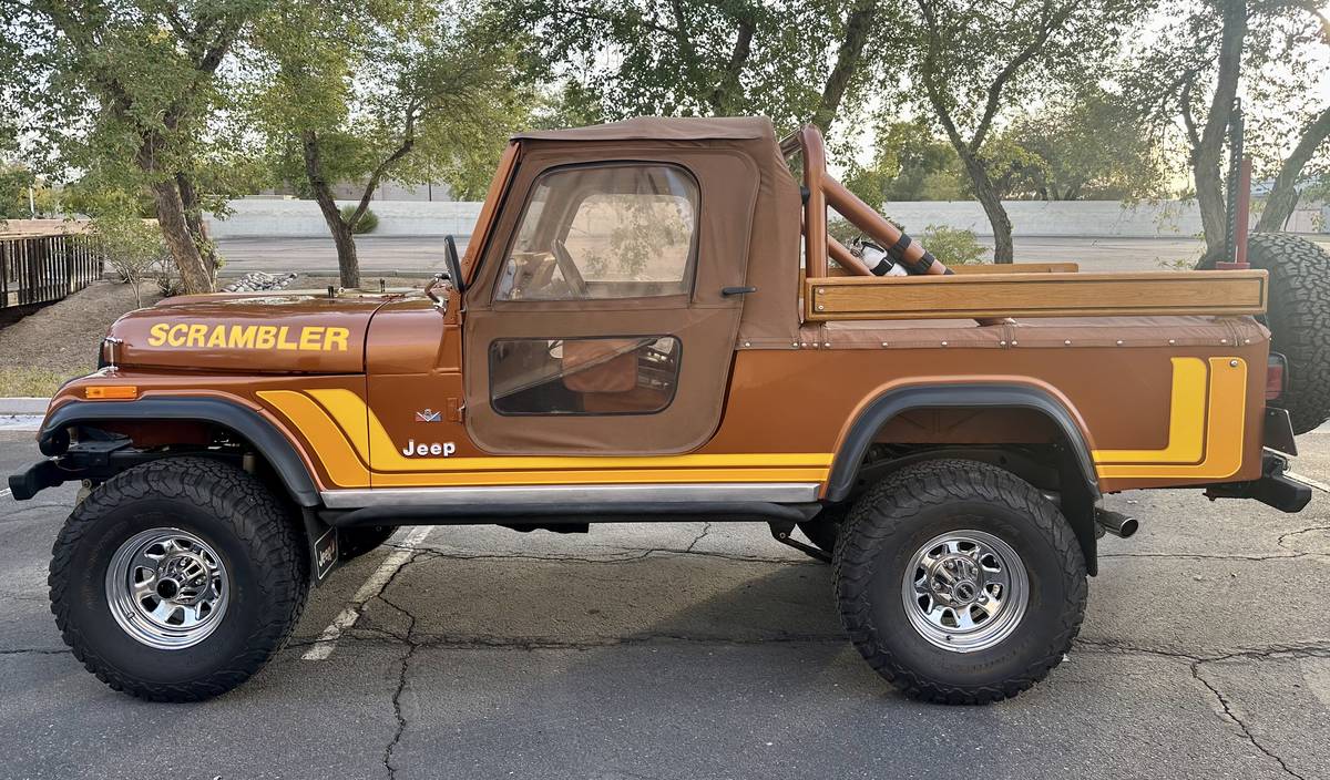 Jeep-Cj8-scrambler-1981-8