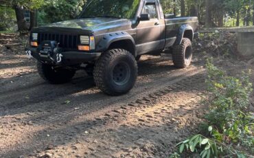 Jeep-Comanche-1986